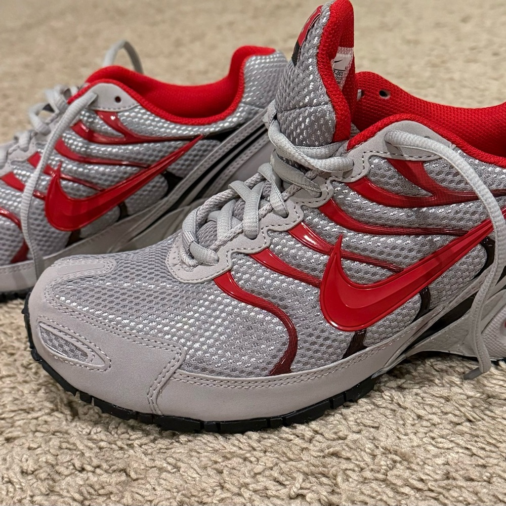 Nike men’s sneakers